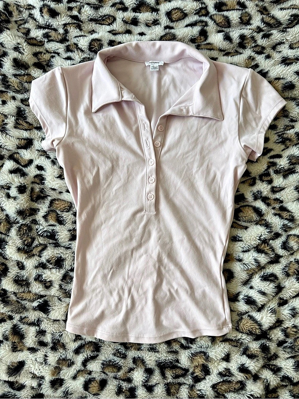 Garage l
Light Pink button up polo Short Sleeve Top